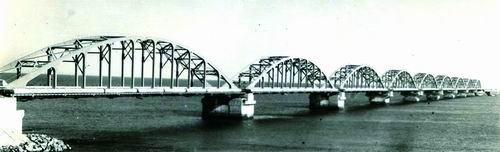 1976年，竣工后的鲇魚灣棧橋